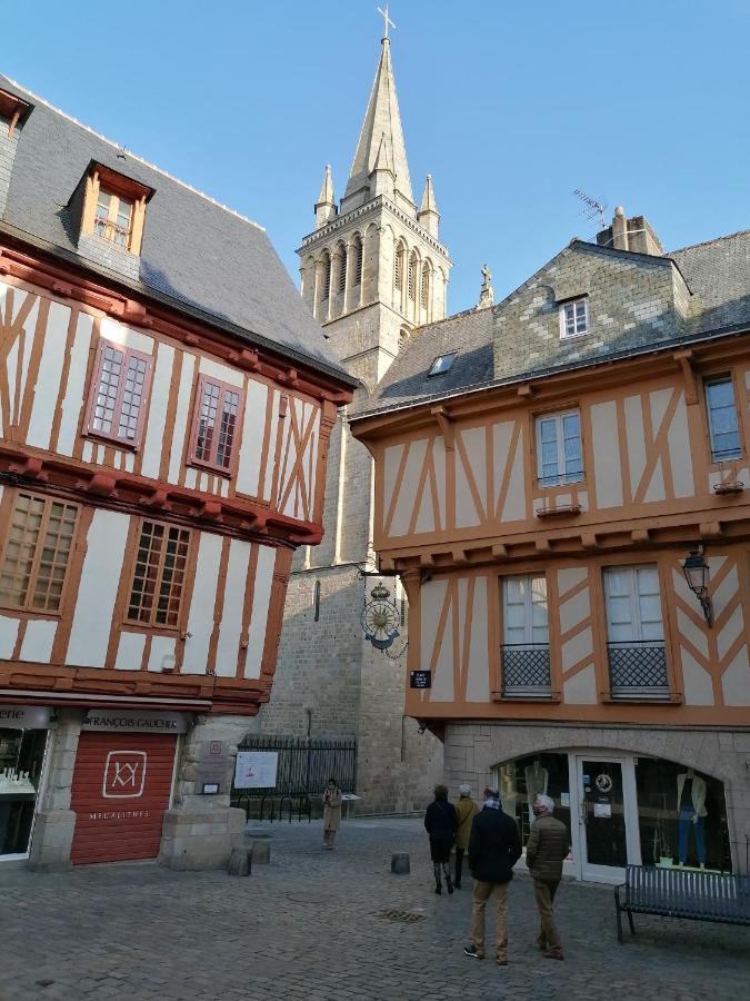 VANNES au calme Quartier Port Esterno foto